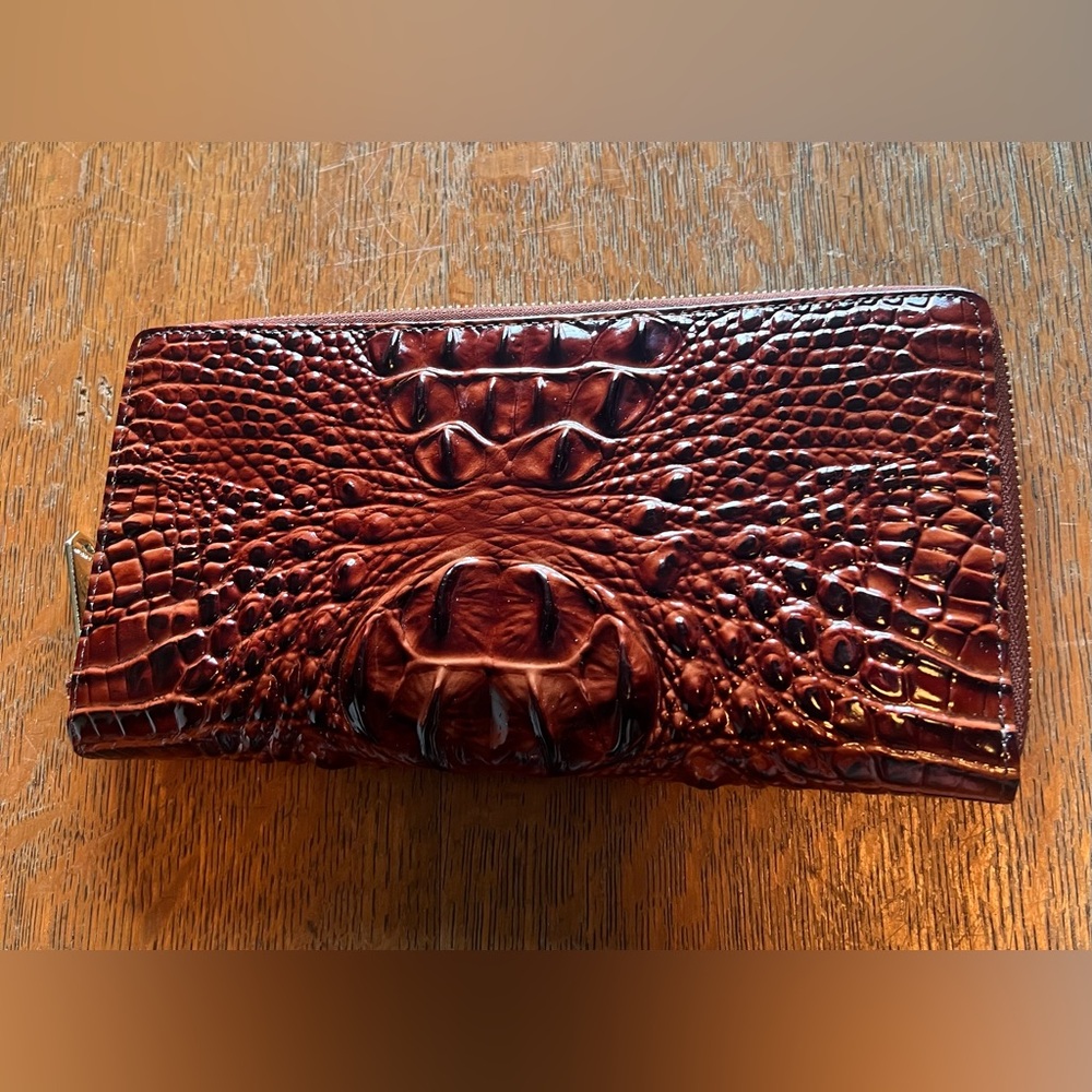 Brahmin Skyler Wallet Clutch in PECAN MELBOURNE